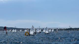 Beaucoup de vent à Martigues - Opti