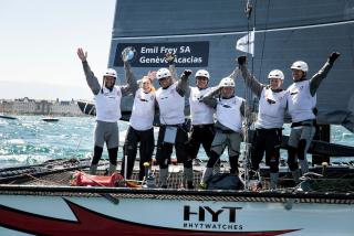 Coraline Jonet et l'équipe d'Alinghi remportent le Bol d'Or !