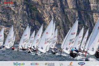 Eva Lepiece en argent du rond argent - Laser Radial