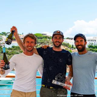 Formule 1 des mers pour Julien, Noé, Romain et Eliott - 69F