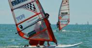 Hold-up du YCPR en Minimes à l'interligue Windsurf glisse ! Et résultats de l'interligue d'Optimist