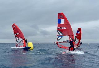 Marion et Tom en stage à Hyères - IQ Foil