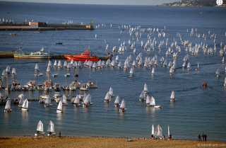 Palamos Optimist Trophy sans vent pour les Optis