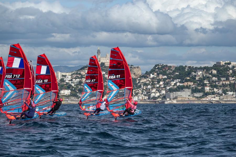 Retour sur les Championnats de France IQFOIL organisé par l'YCPR !