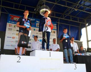 Tom Arnoux champion du monde de planche à voile !
