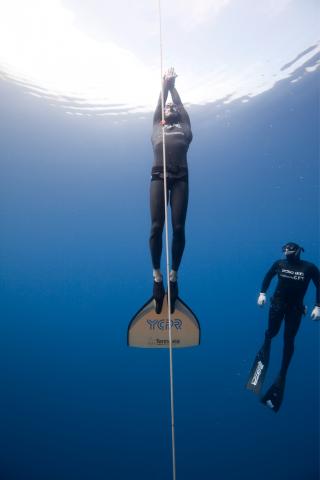 Un nouveau record perso pour Morgan Bourc'his lors du Freediving Mediterranéan World Cup en Grèce